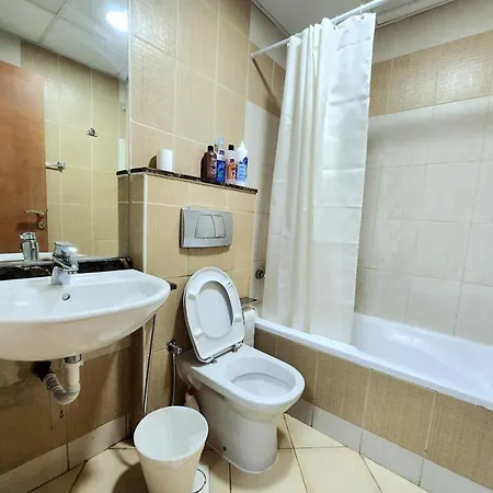 Diamond Marina Inn, Offers Spacious Apartment 5 Min Walk To Jbr Beach And Metro Dubai Exterior photo